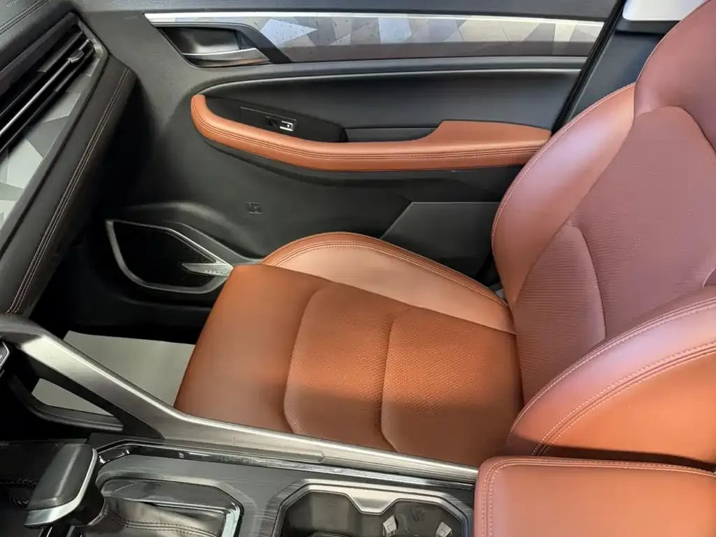 Geely Vision X6 — фото 8