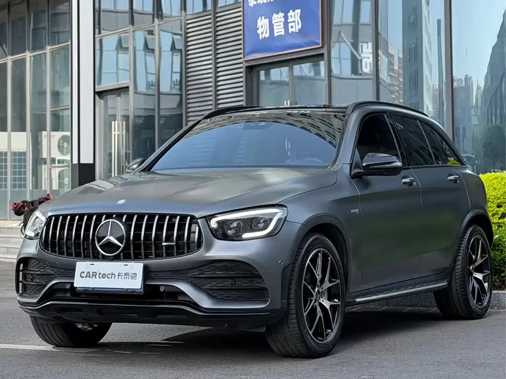 Mercedes-Benz GLC AMG — фото 1