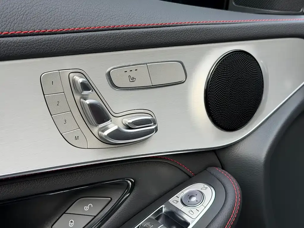 Mercedes-Benz GLC AMG — фото 6