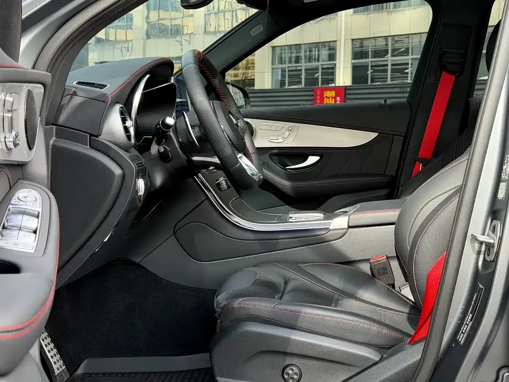 Mercedes-Benz GLC AMG — фото 5