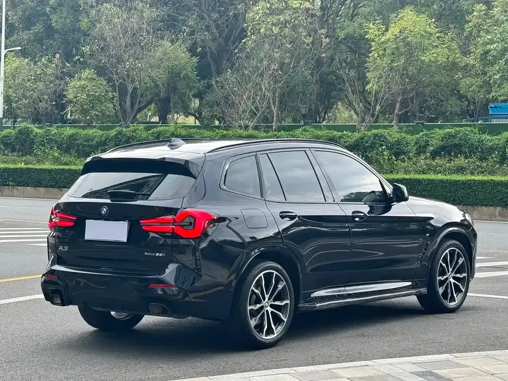 BMW X3 — фото 9