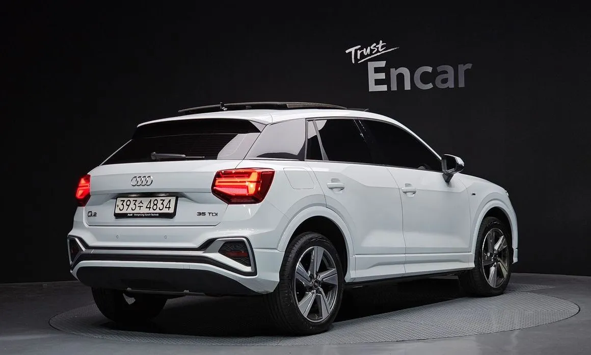 Audi Q2 — фото 5