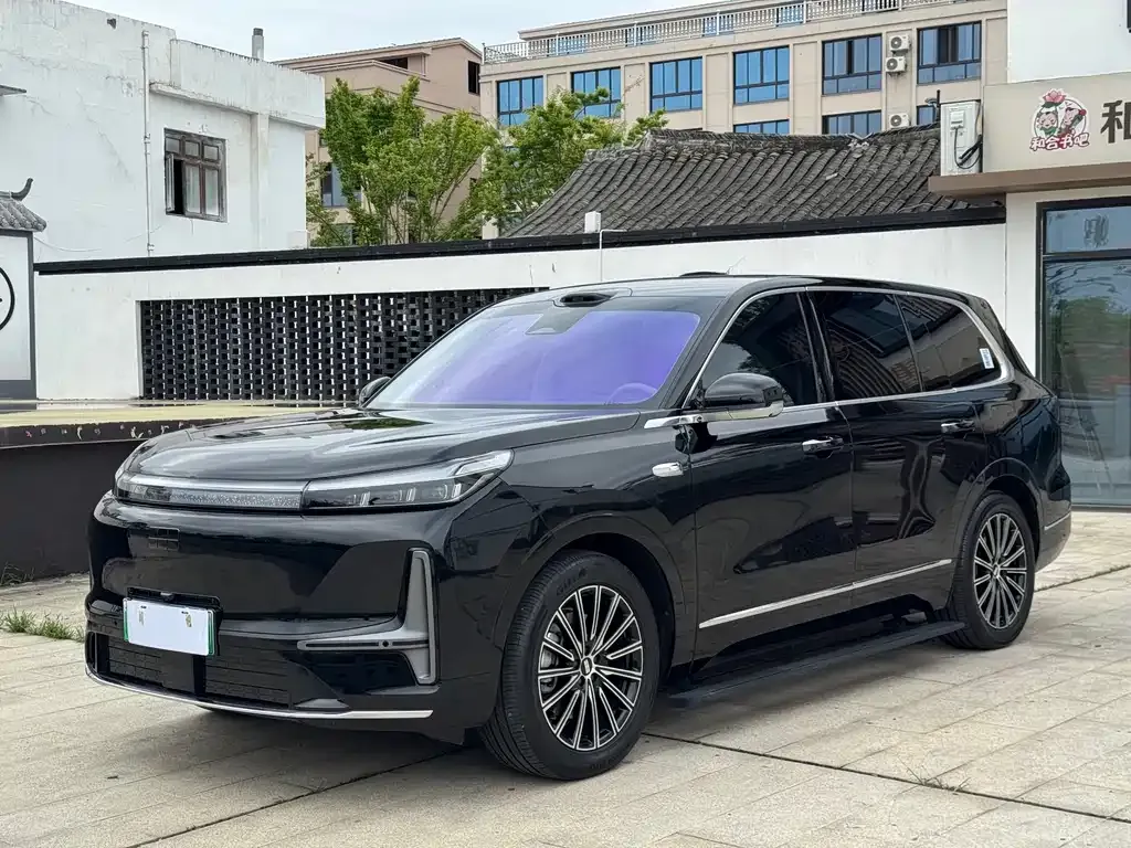 Geely Galaxy M9 — фото 6