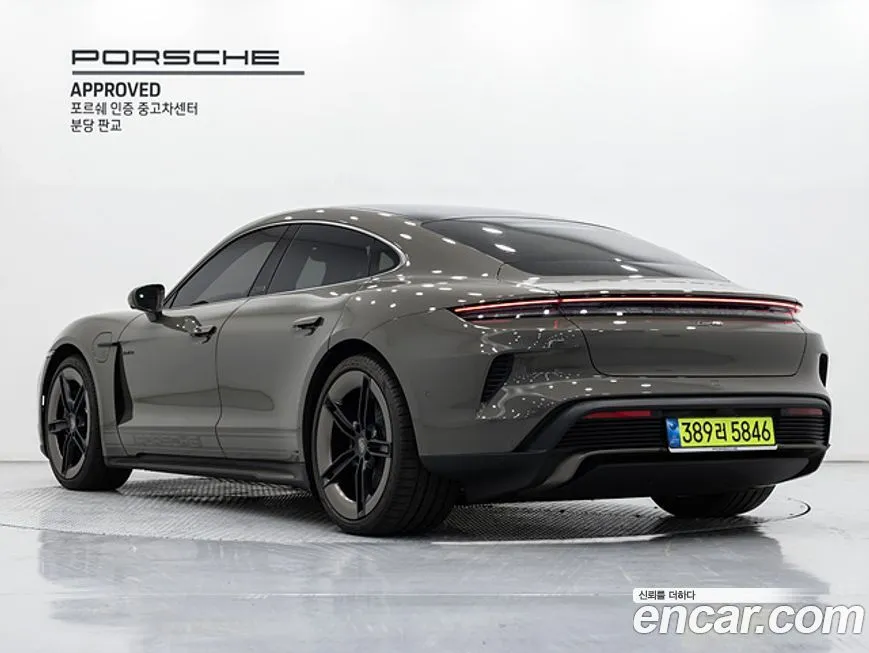 Porsche Taycan — фото 9