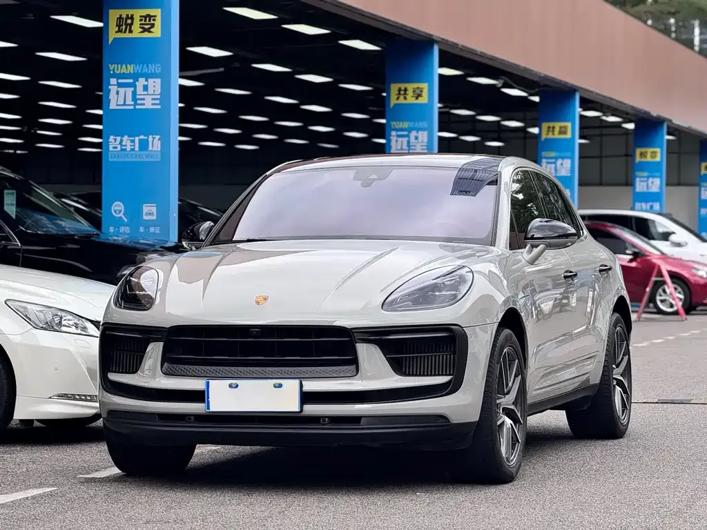 Porsche Macan — фото 1