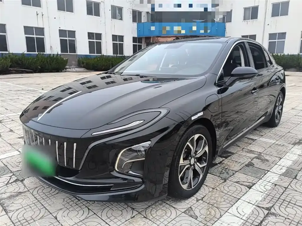 Hongqi E-QM5 — фото 3