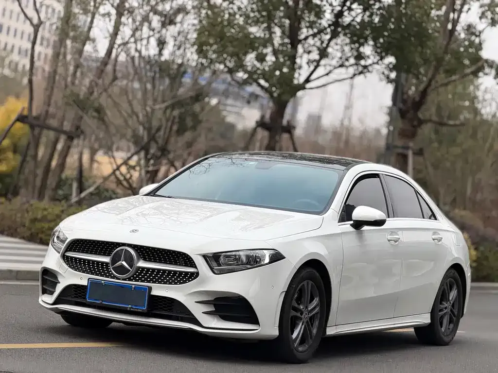 Mercedes-Benz A-Class — фото 1