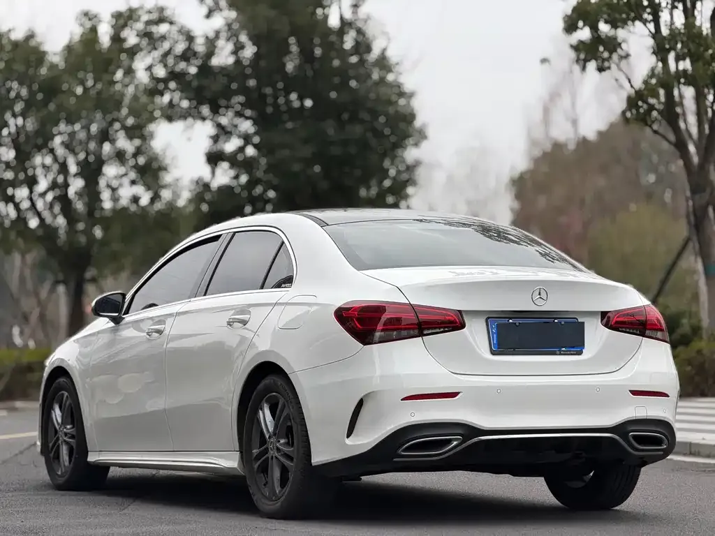 Mercedes-Benz A-Class — фото 8