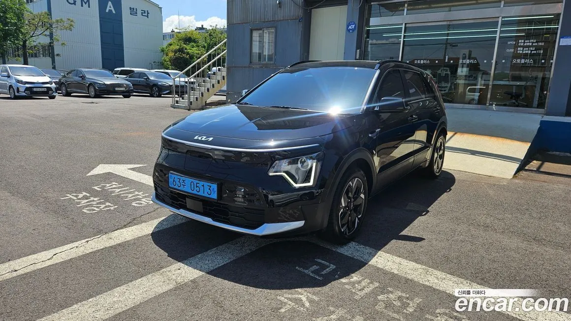 Kia Niro — фото 1