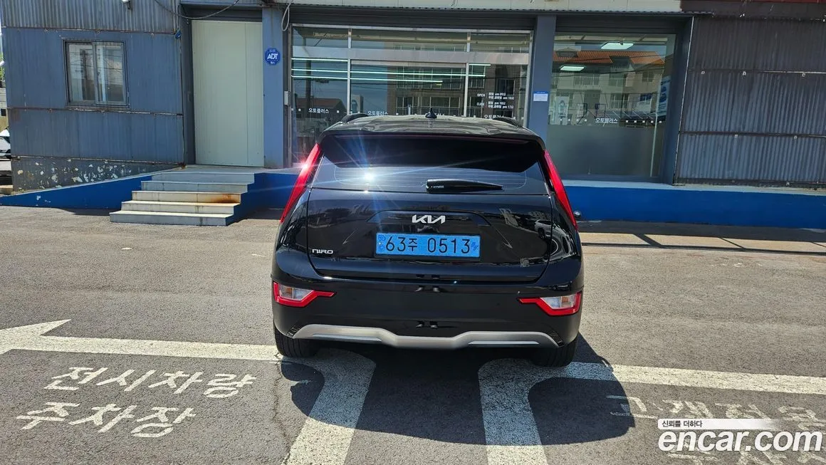 Kia Niro — фото 9
