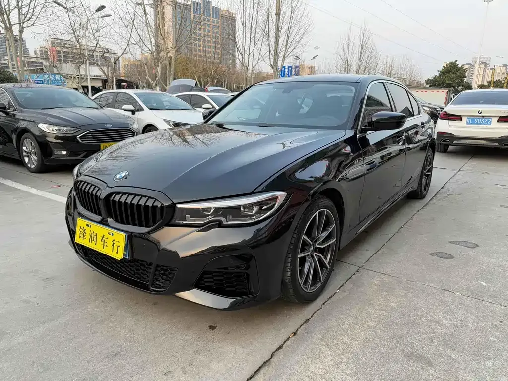 BMW 3 Series — фото 1