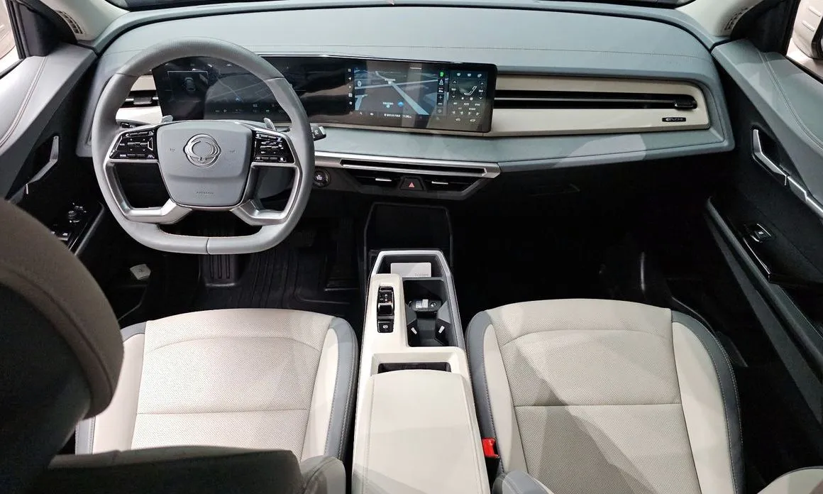 KG Mobility (Ssangyong) Torres — фото 10