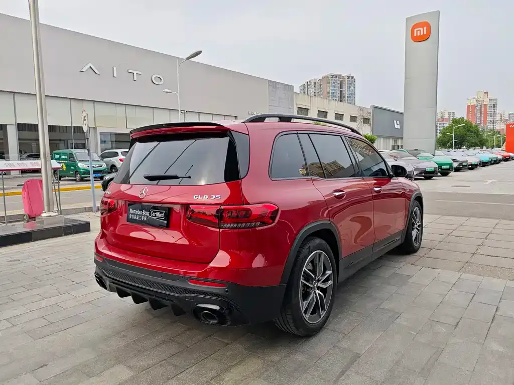 Mercedes-Benz GLB AMG — фото 7