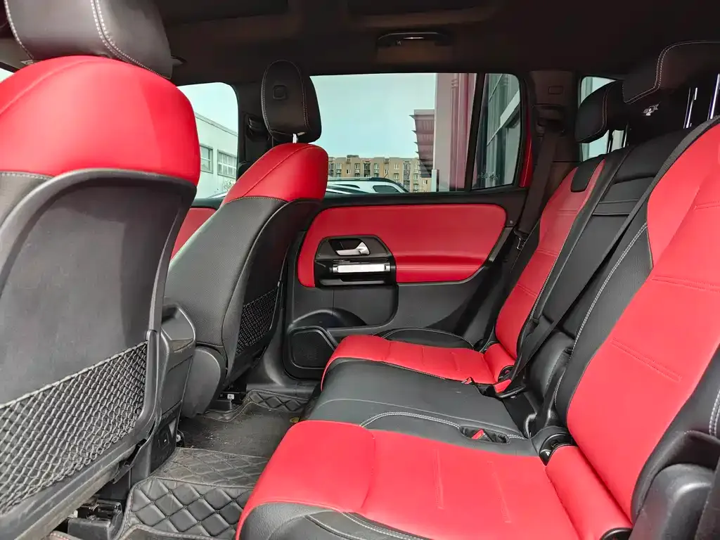 Mercedes-Benz GLB AMG — фото 3