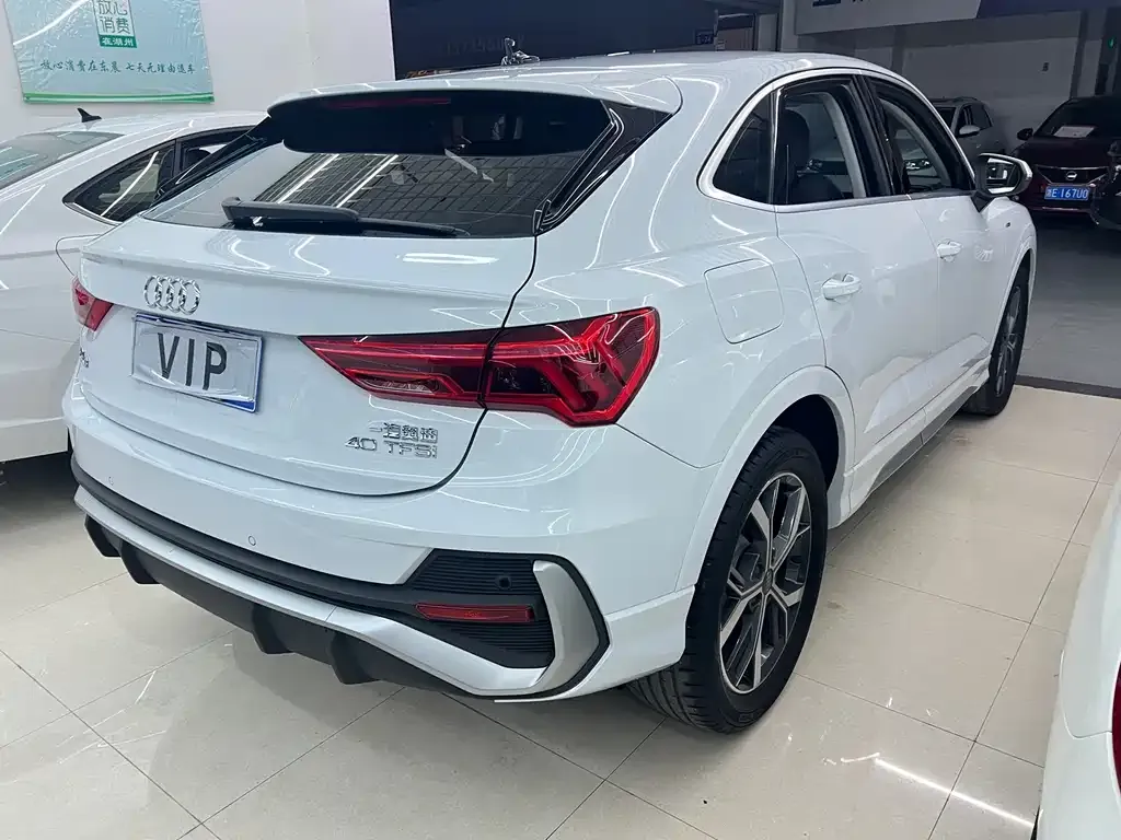 Audi Q3 Sportback — фото 2