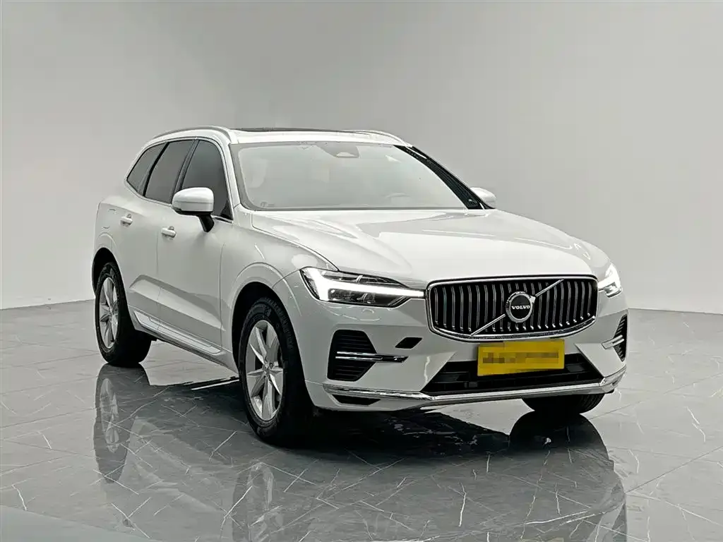 Volvo XC60 — фото 7