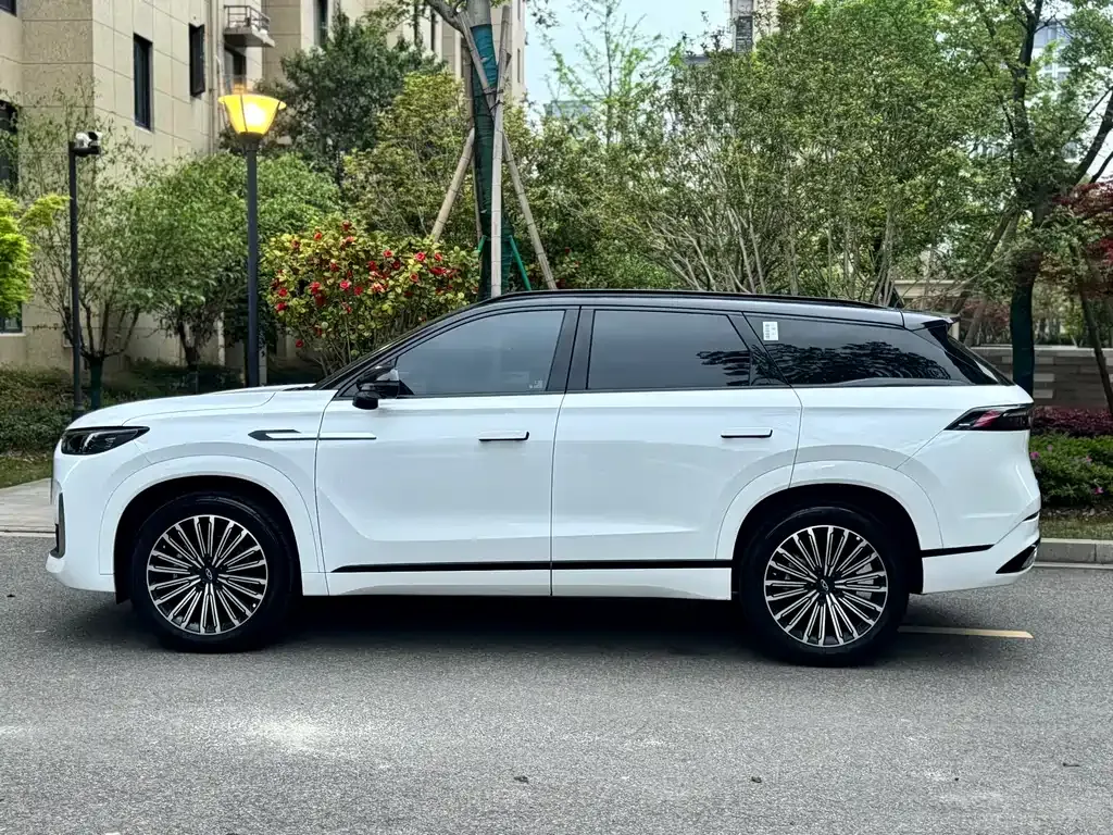 Chery Tiggo 9 — фото 9