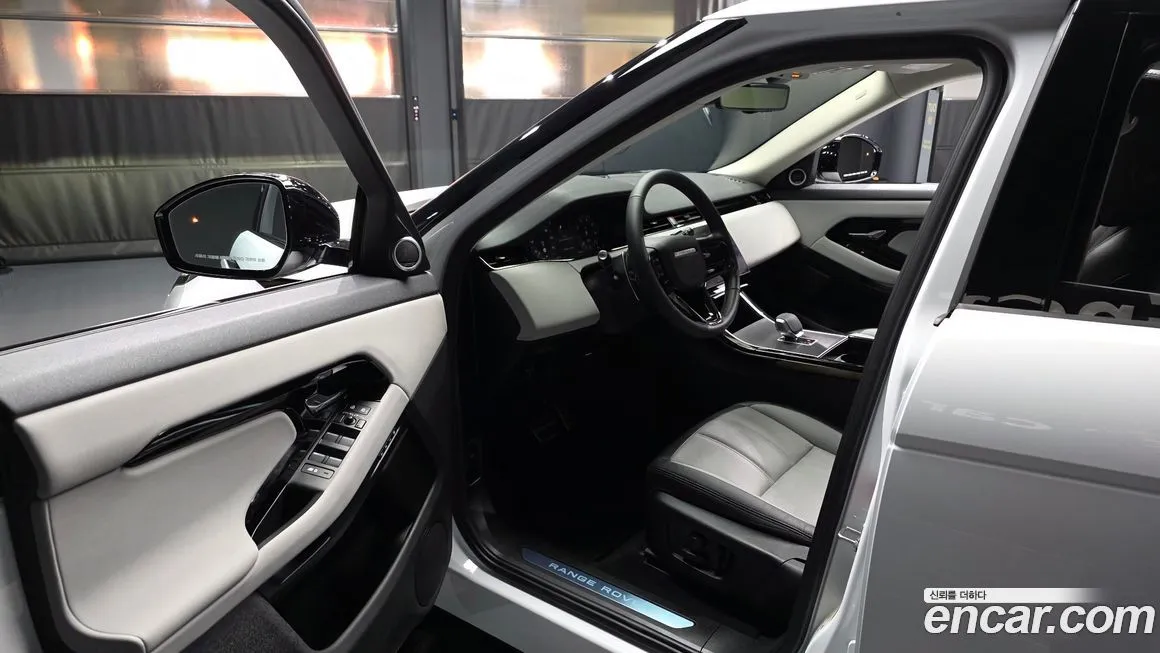 Land Rover Range Rover Evoque — фото 4