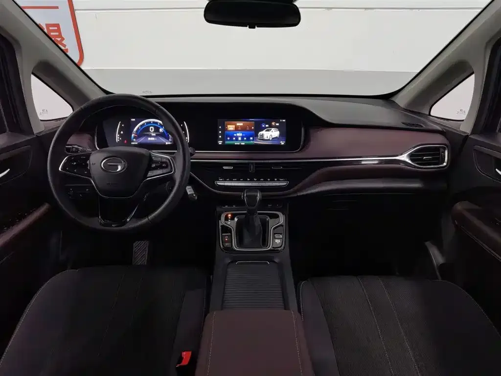 GAC Motor Trumpchi M6 — фото 2