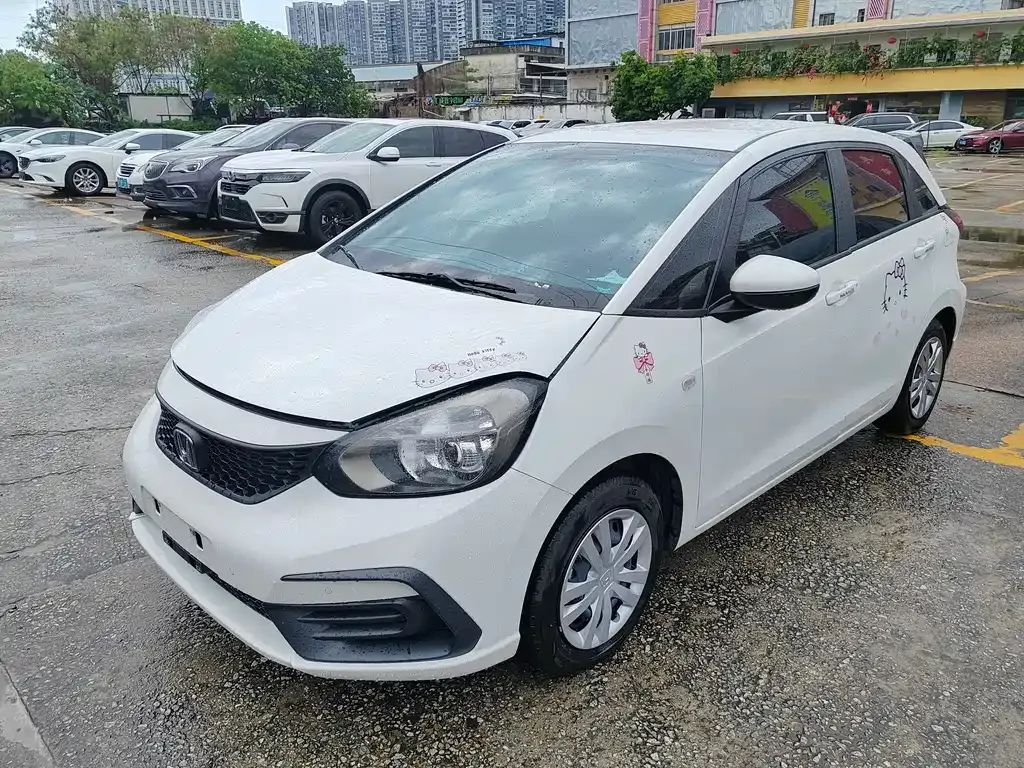 Honda Fit — фото 1