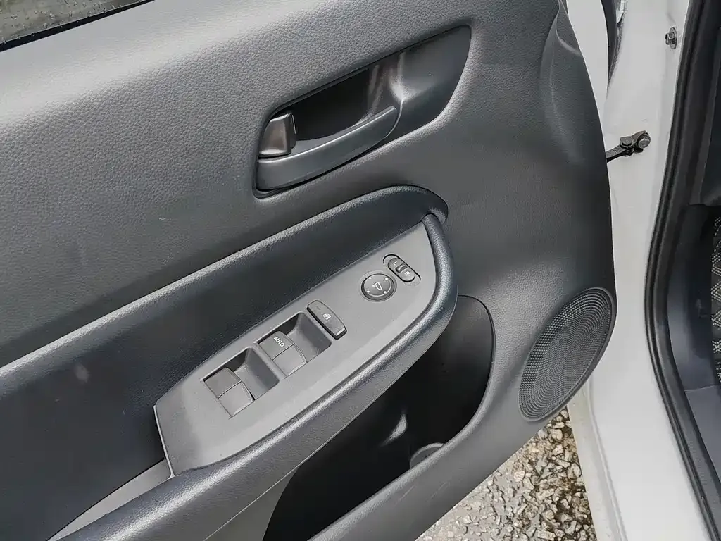Honda Fit — фото 5