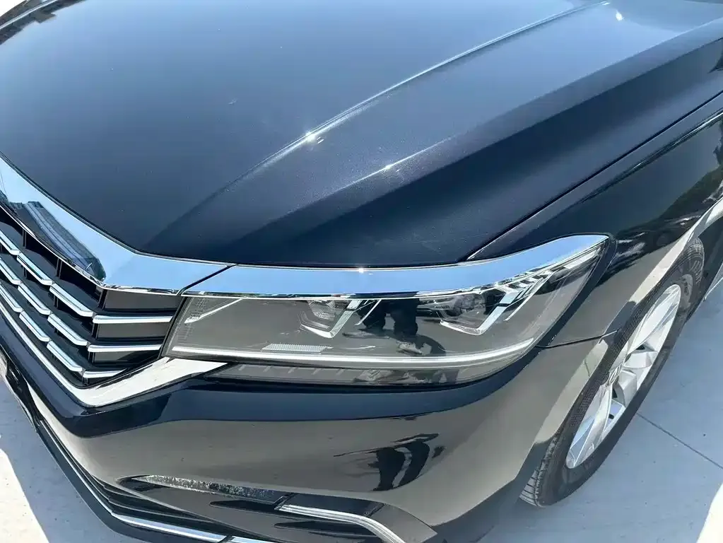 Volkswagen Passat — фото 5