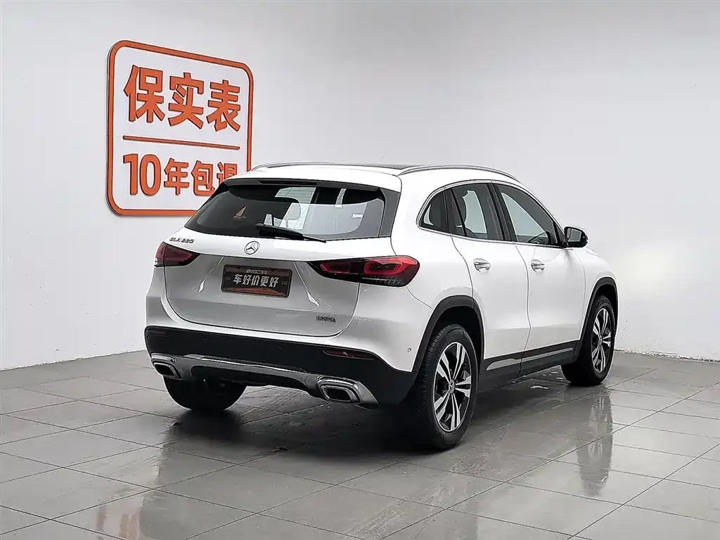 Mercedes-Benz GLA — фото 10