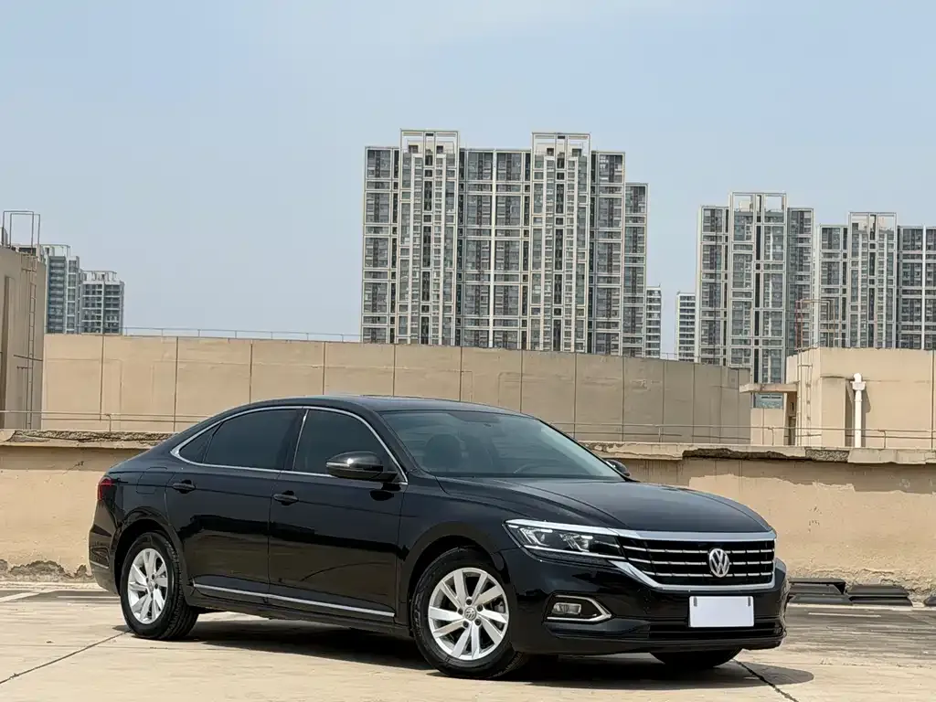 Volkswagen Passat — фото 2