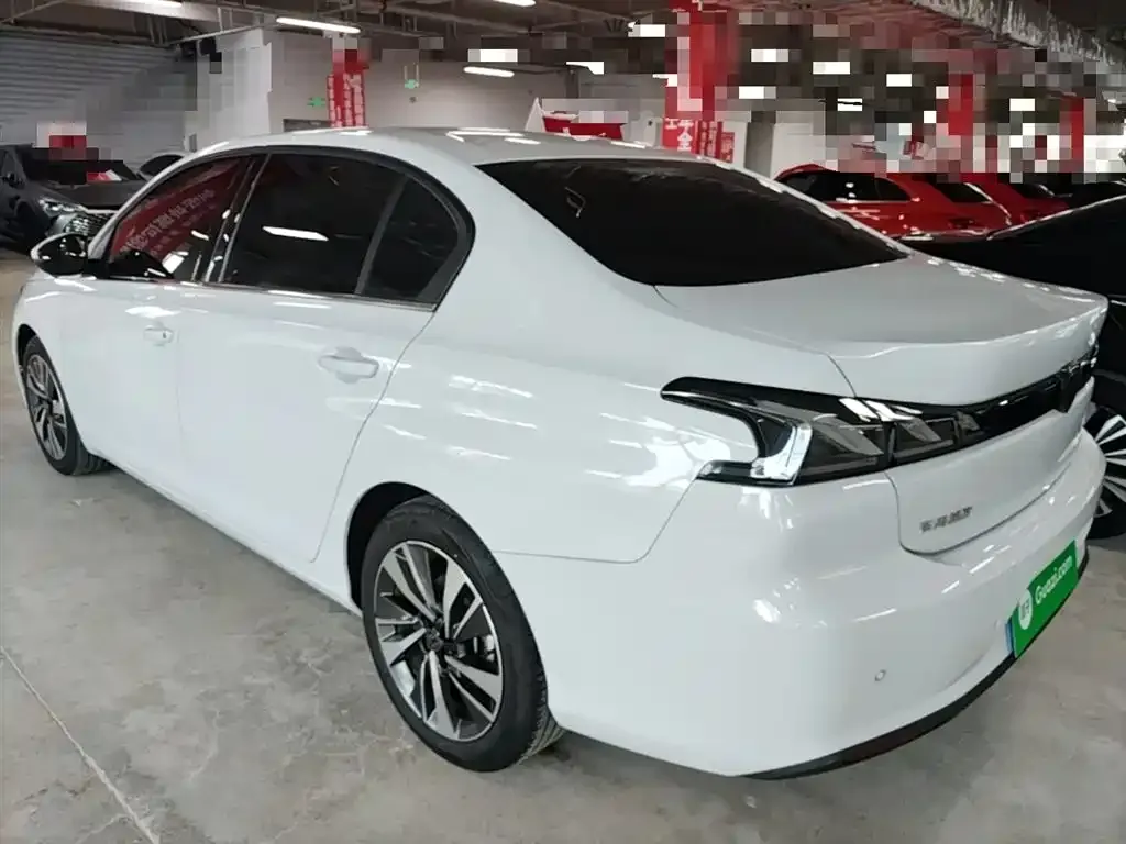 Peugeot 408 — фото 10