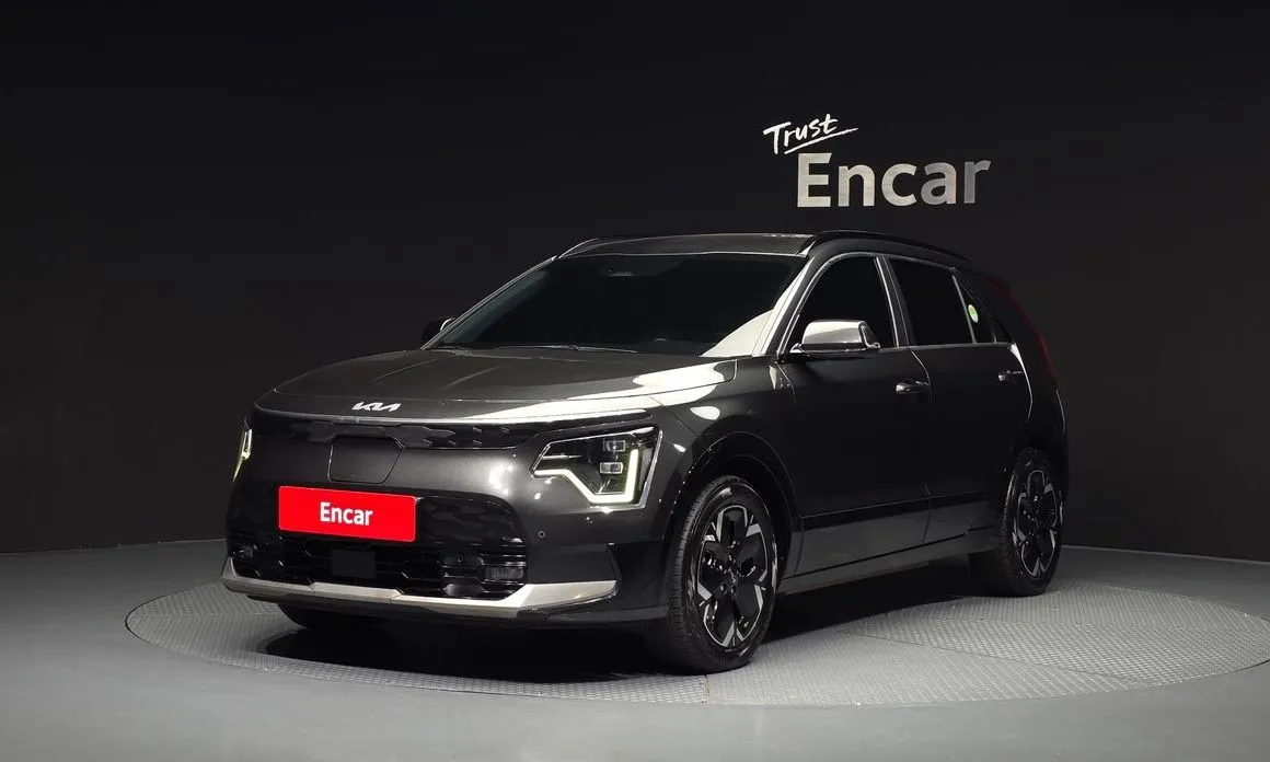 Kia Niro — фото 1