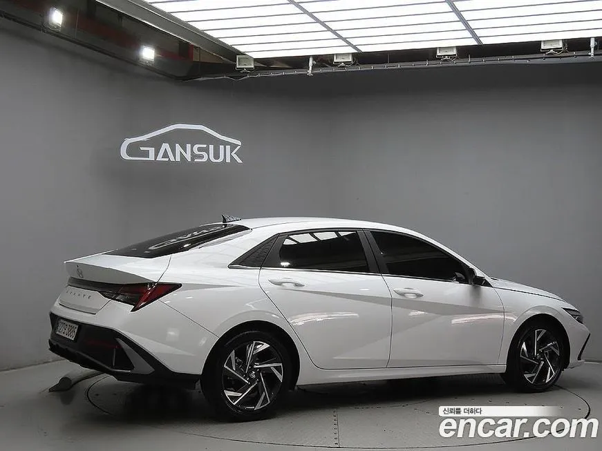Hyundai AVANTE — фото 9
