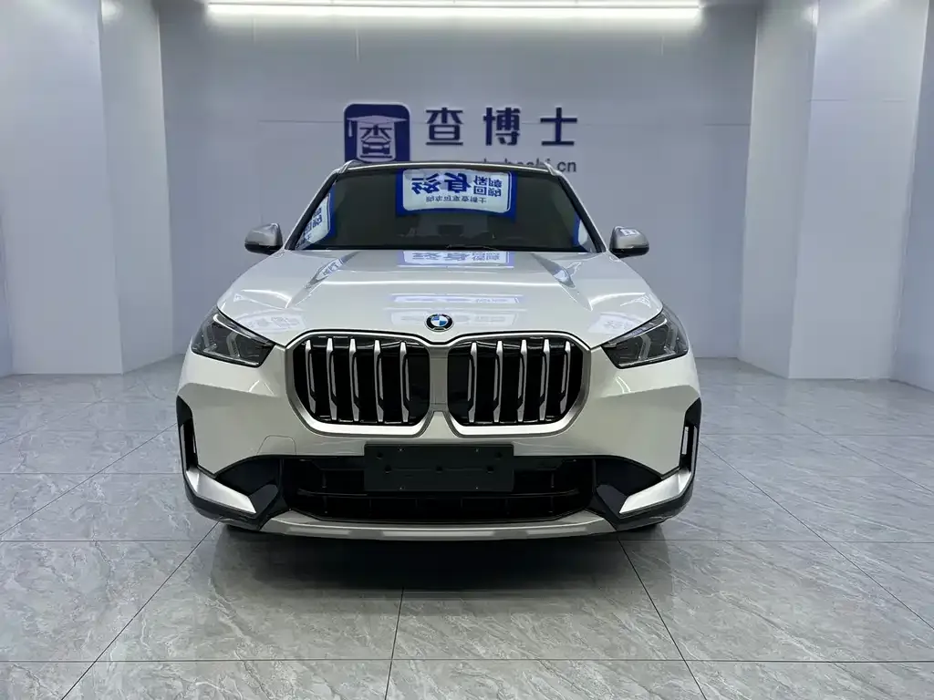 BMW X1 — фото 2