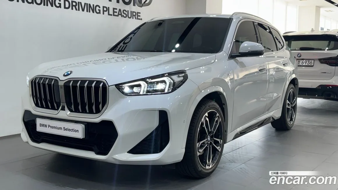BMW X1 — фото 1