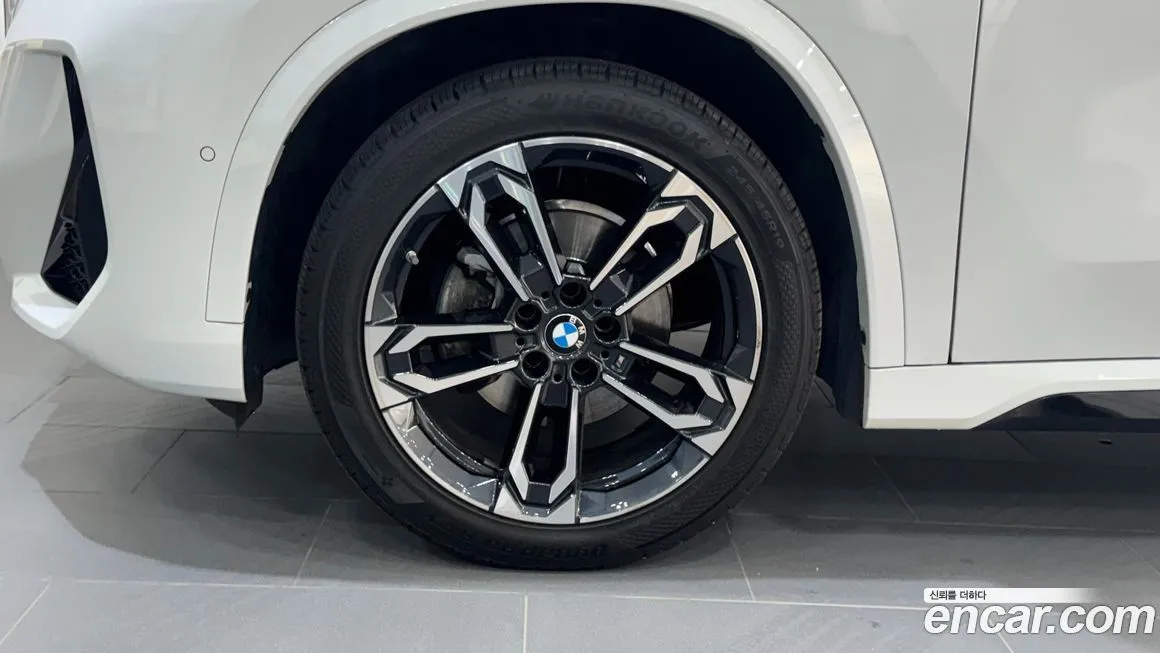 BMW X1 — фото 5