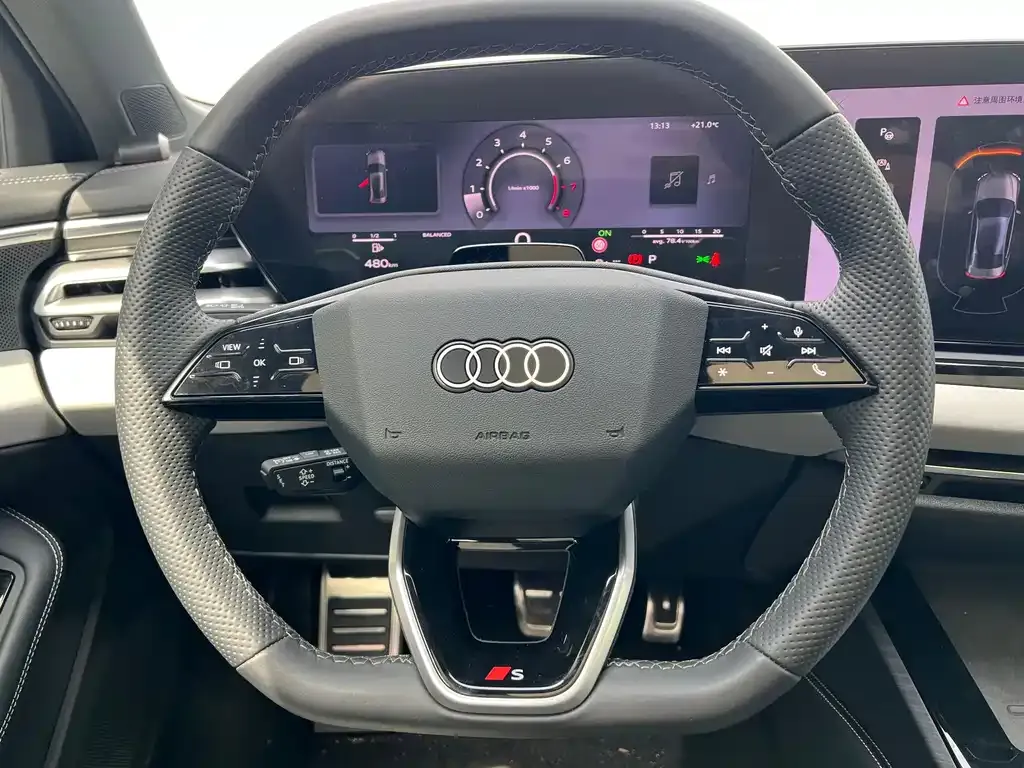 Audi A5L — фото 5