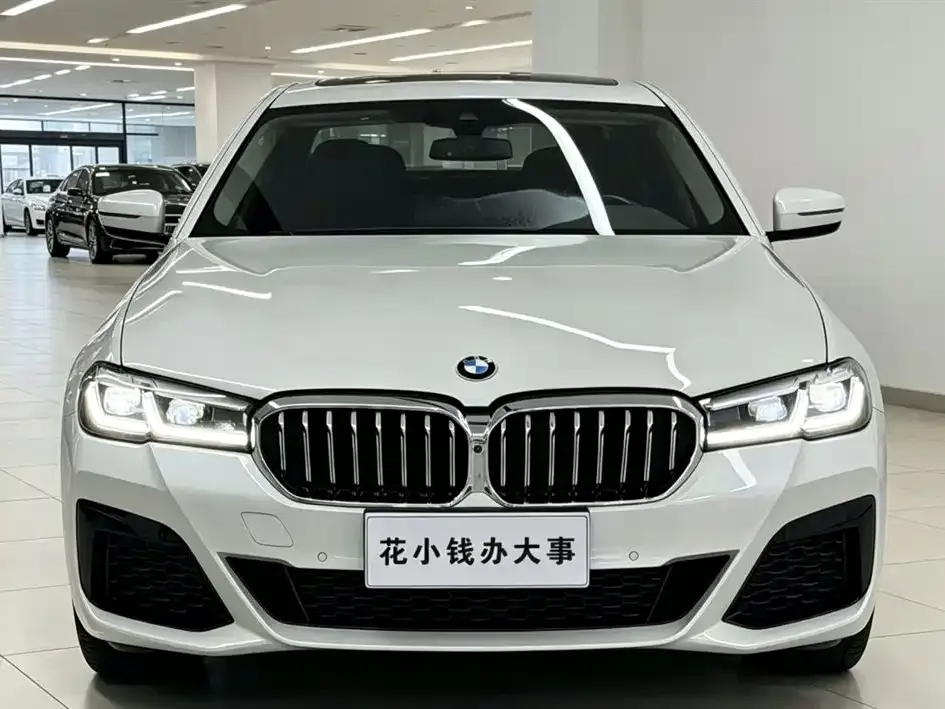 BMW 5 Series — фото 4
