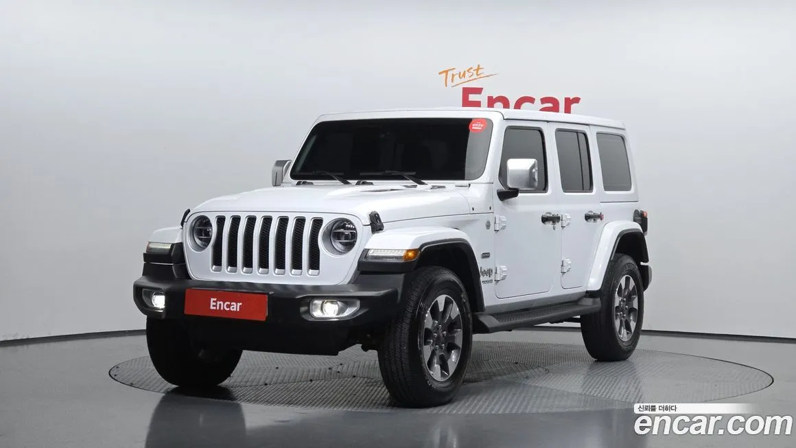Jeep Wrangler — фото 1