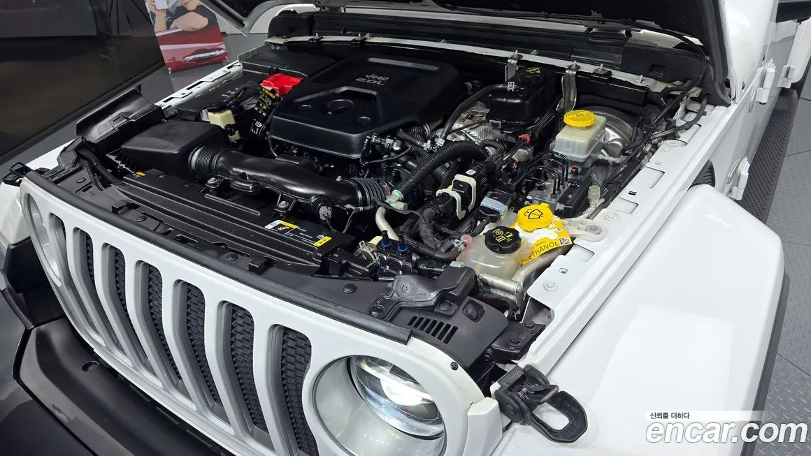 Jeep Wrangler — фото 9