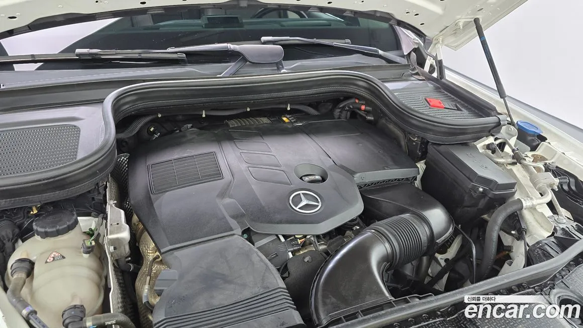 Mercedes-Benz GLE-Class — фото 10