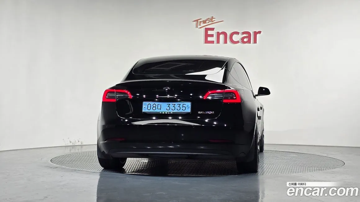Tesla Model 3 — фото 6
