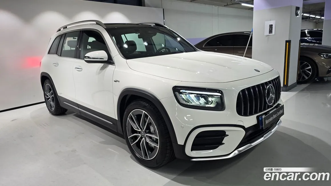 Mercedes-Benz GLB-Class — фото 10