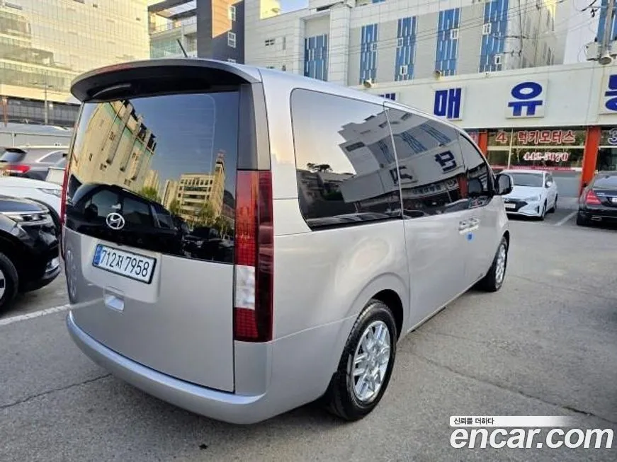 Hyundai Staria — фото 6