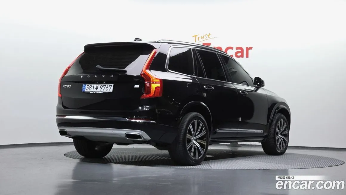 Volvo XC90 — фото 7