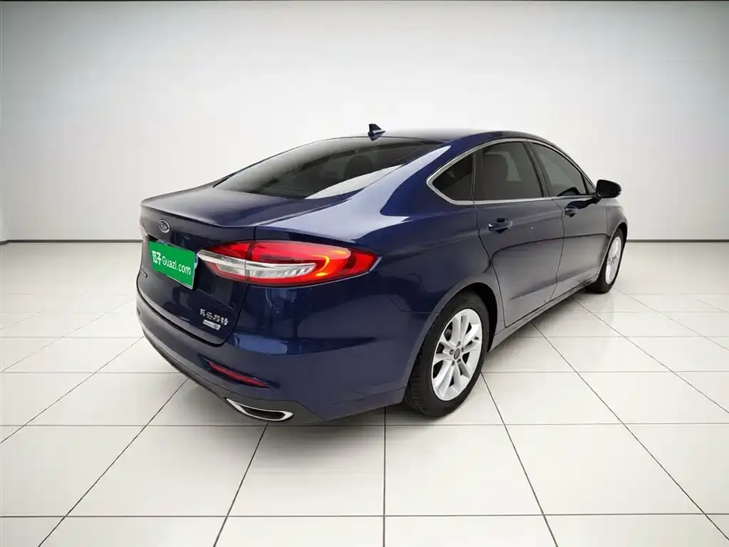 Ford Mondeo — фото 7