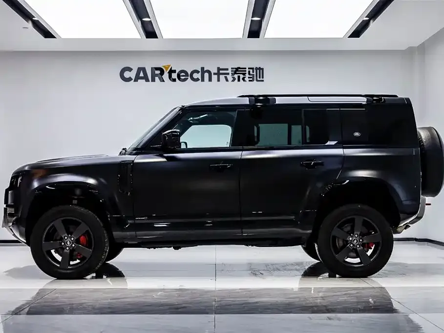Land Rover Defender — фото 10