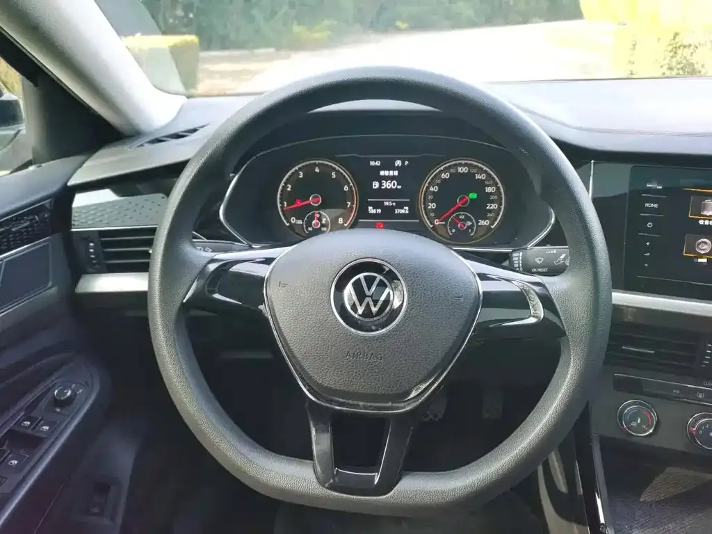 Volkswagen Passat — фото 4