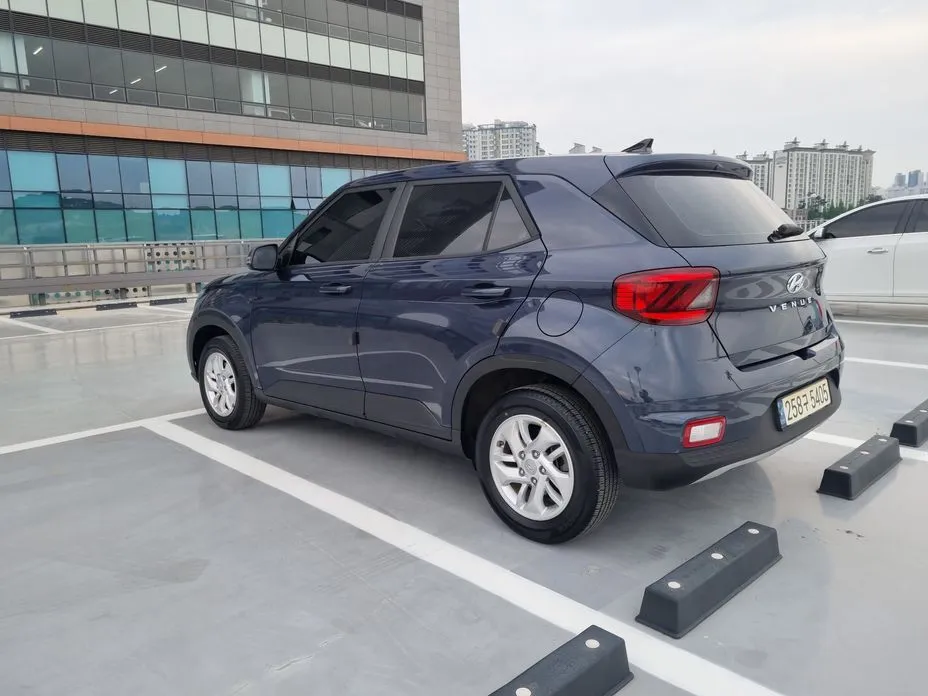 Hyundai Venue — фото 2
