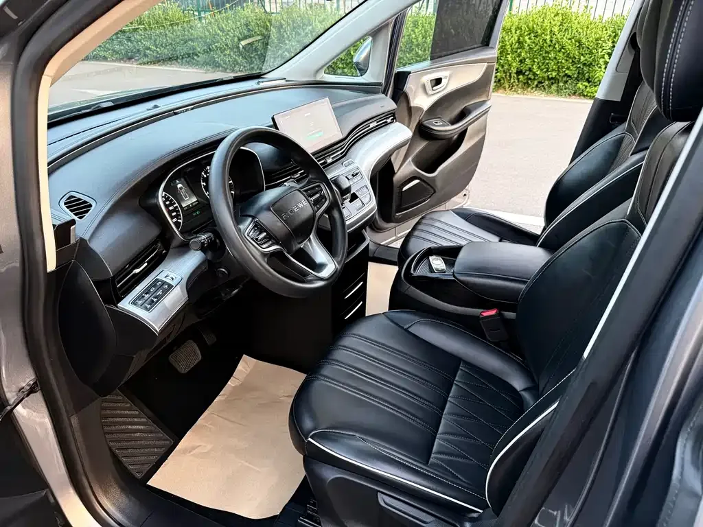 Roewe iMAX8 — фото 9