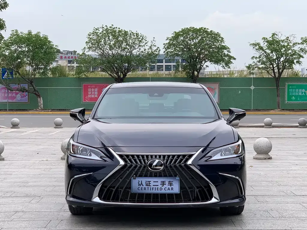 Lexus ES — фото 9