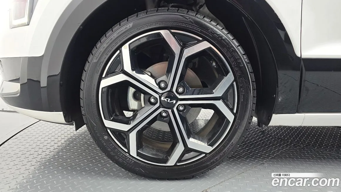 Kia Niro — фото 10
